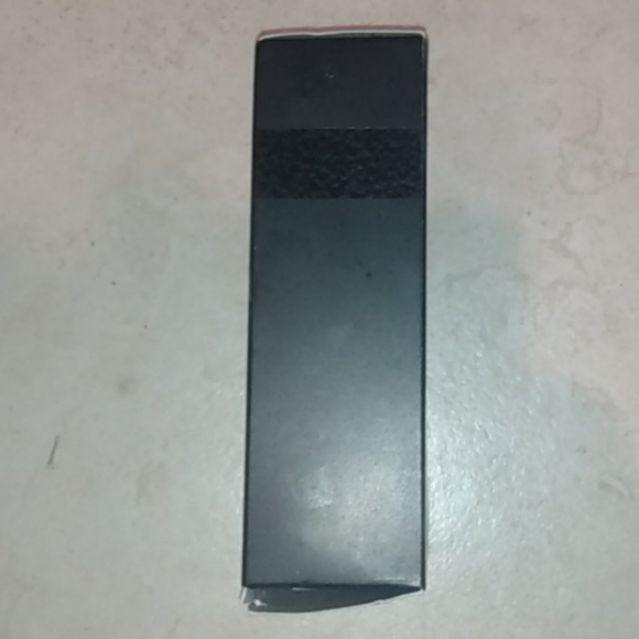 NWT Kat Von D Lock-it foundation 30mL (1 Fl Oz) - Picture 6 of 7